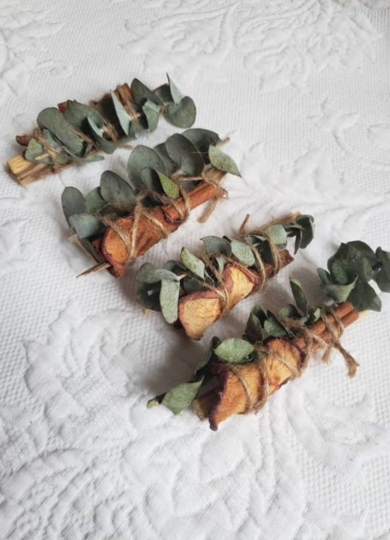 Eucalyptus, Palo Santo, Apple and Cinnamon Smoke Bundle