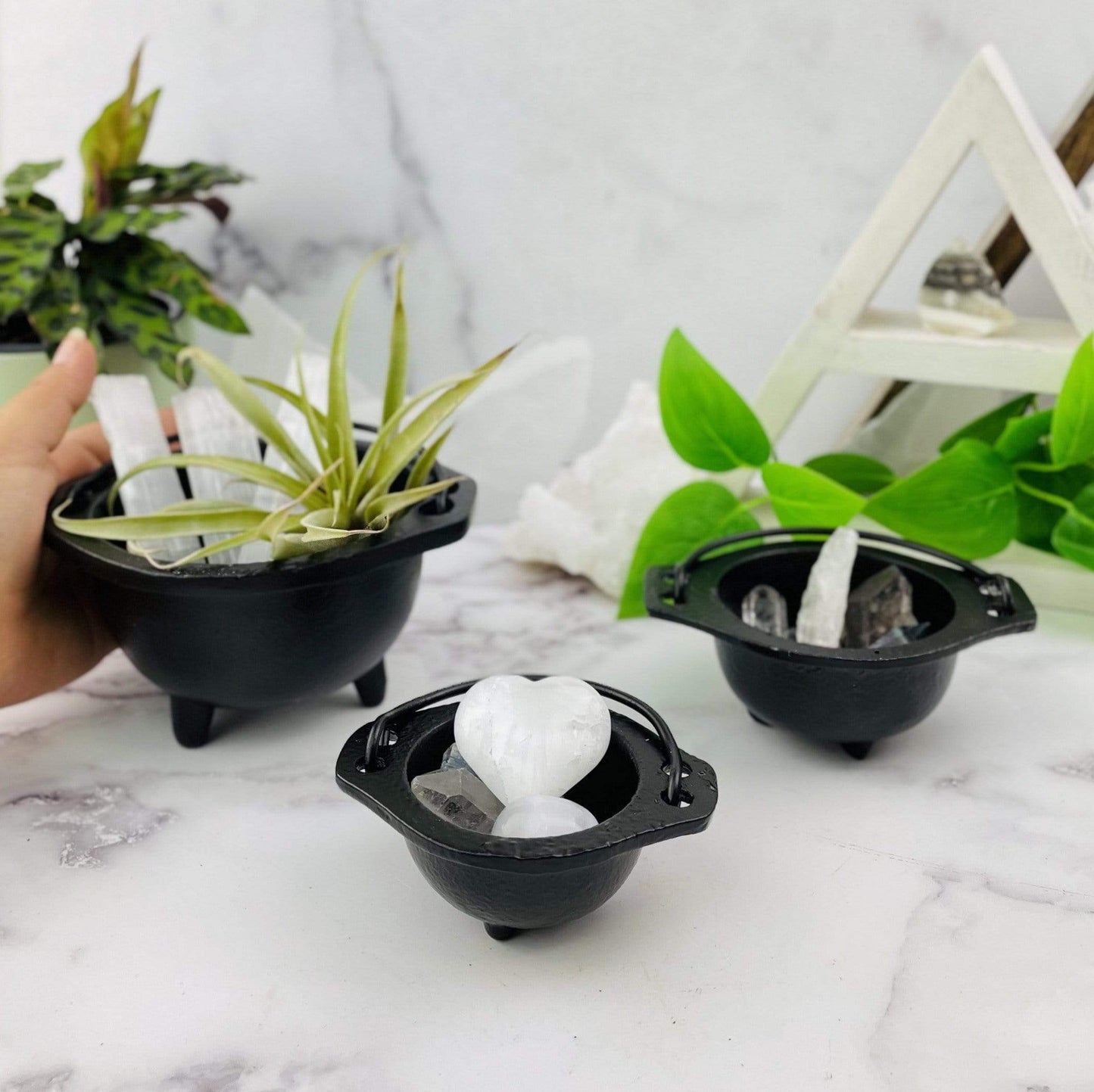 Black Cauldron with Handles